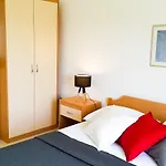 Beti * Betina (Sibenik-Knin)