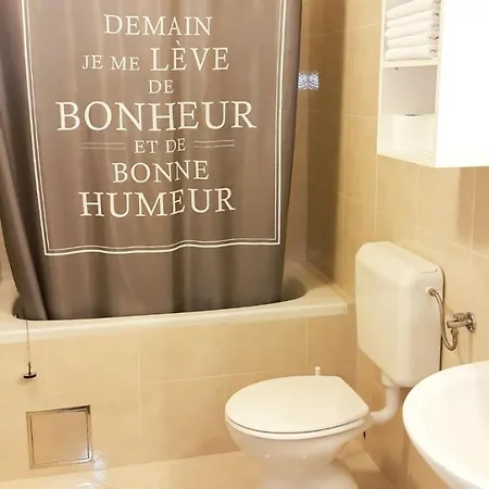 Apartment Beti *